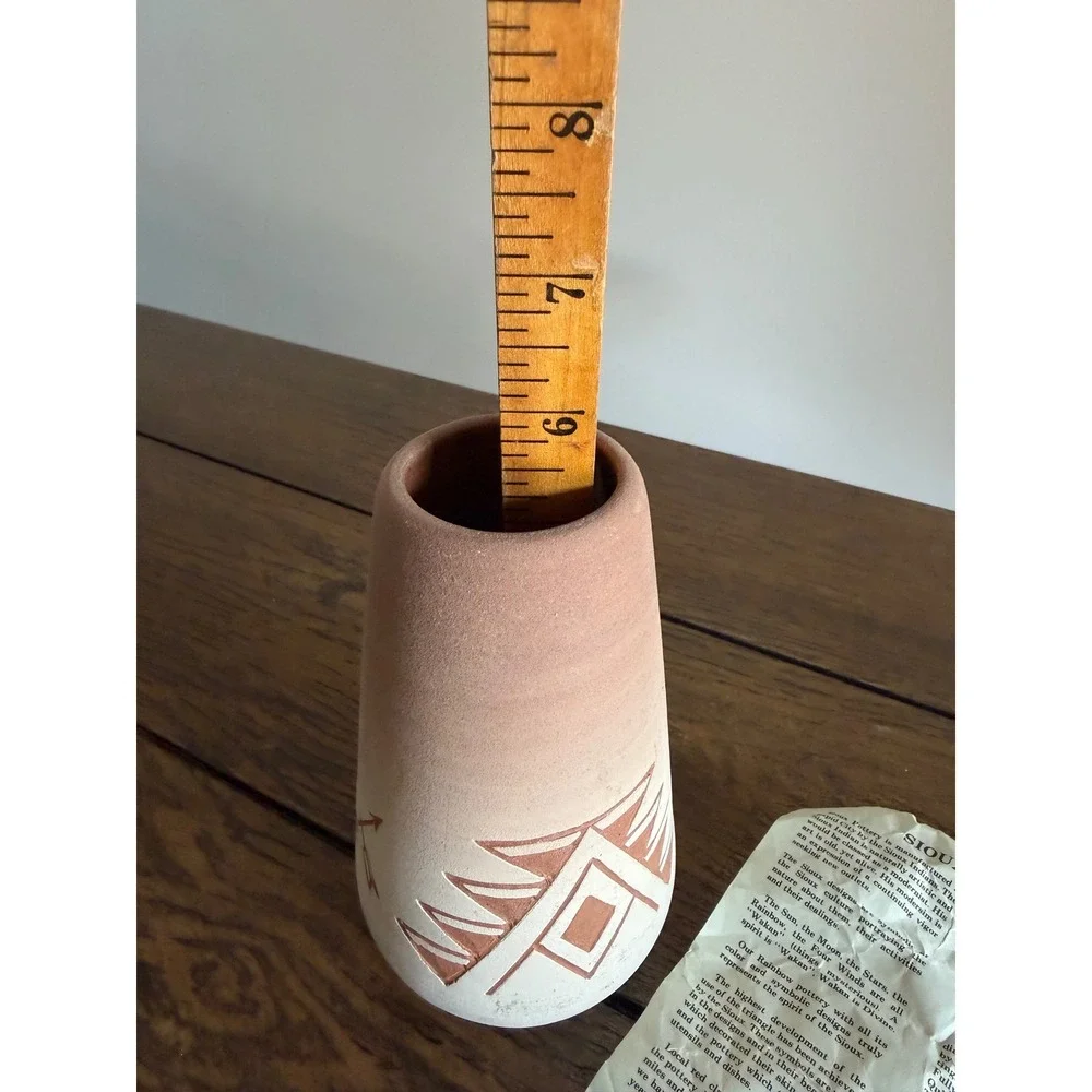 Sioux Pottery Vase Small Terracotta Ombre Hand Etched Signed Garnett S.D.